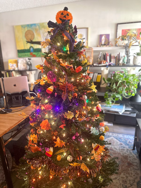 Halloween practical magic tree